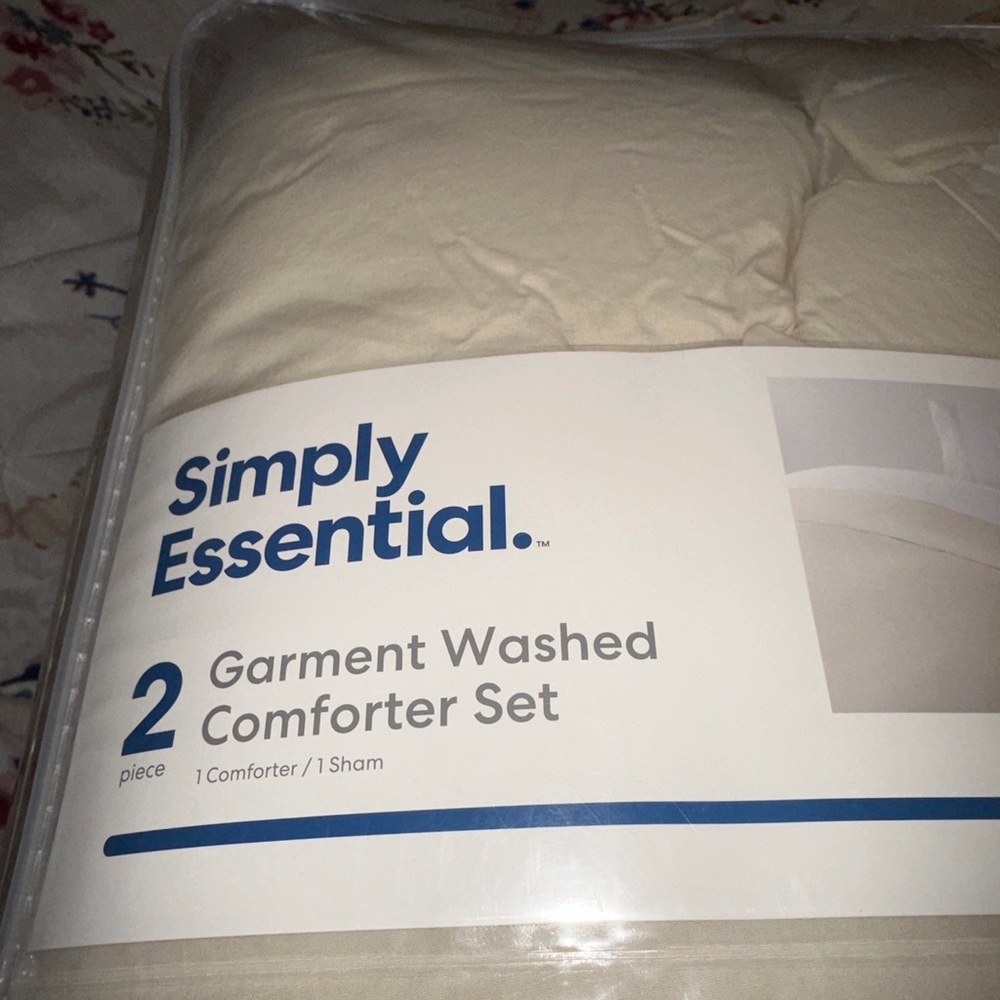 Simply Essential 2 Piece Garment Washed Comforter Set Size Twin/XL Brand New
